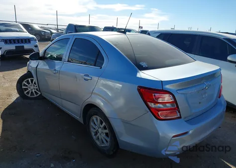 2017 Chevrolet Sonic Lt Auto из США, поврежденный, VIN 1G1JD5SH9H4105903